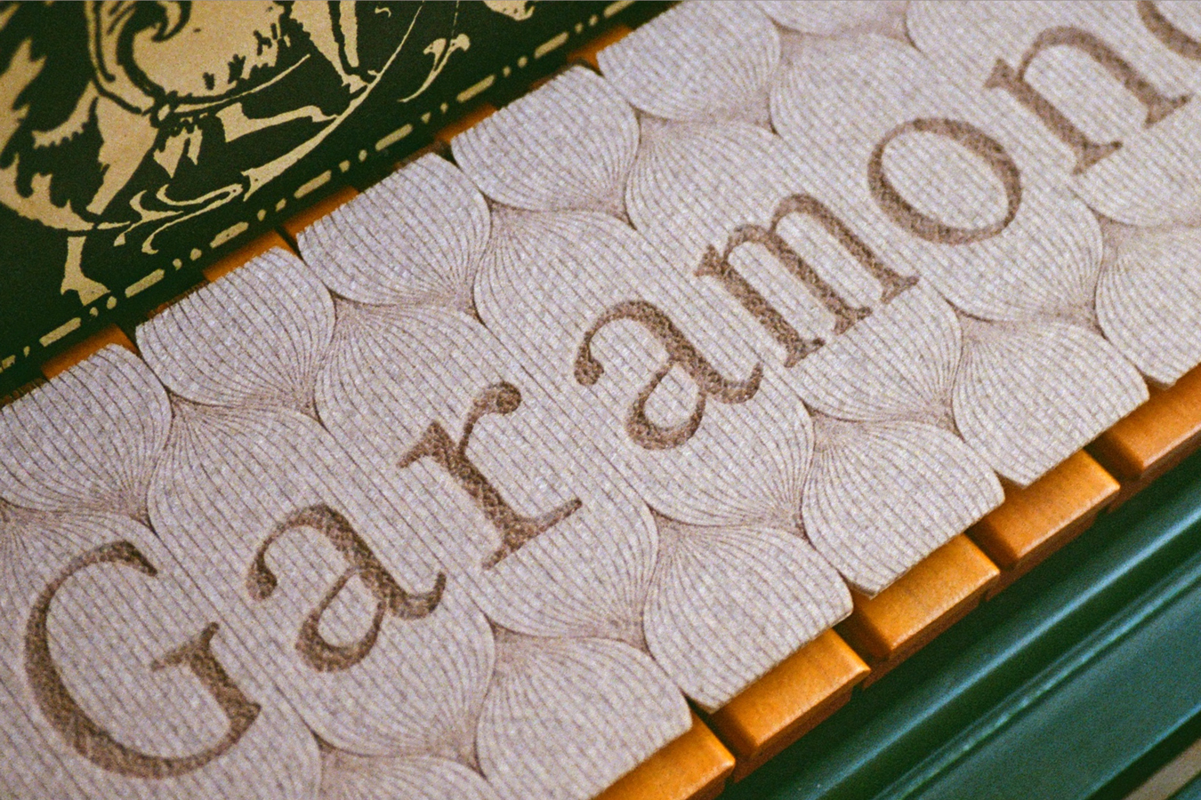 WiseType®, object: Garamono Harpsichord Dust Cover (Fig. 4)